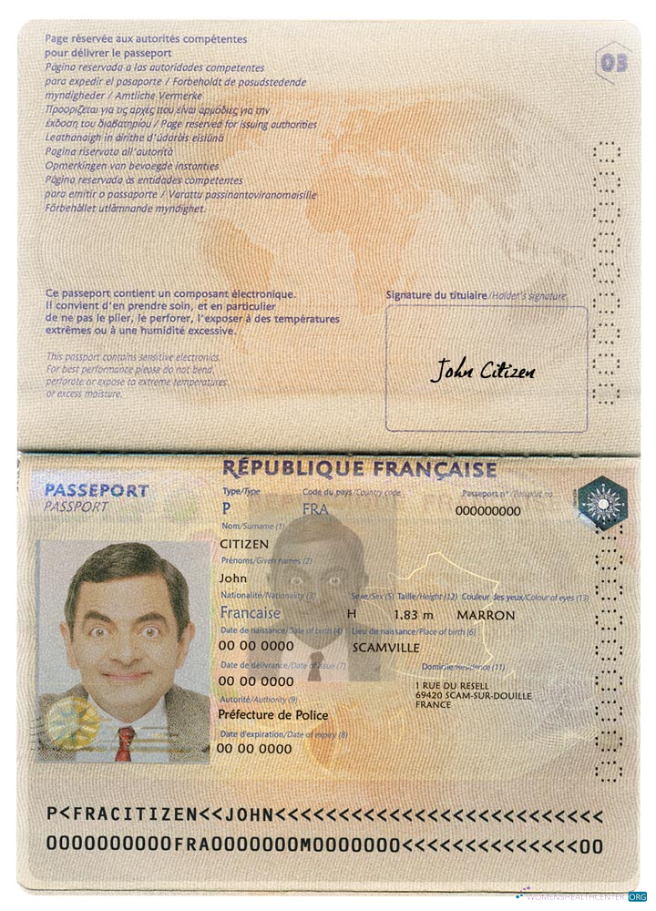 Download France passport version 2 Photoshop template